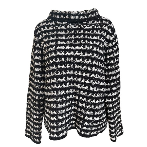 Woman’s Ann Taylor Black and White Houndstooth Mock Neck Sweater L - Picture 1 of 9